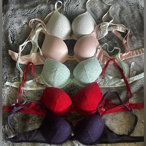 Victoria Secret new bras, 5 in a package